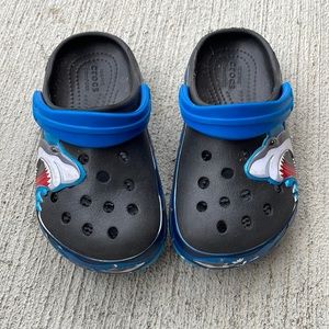 Crocs Children’s Size 9 - Shark light up - excellent condition